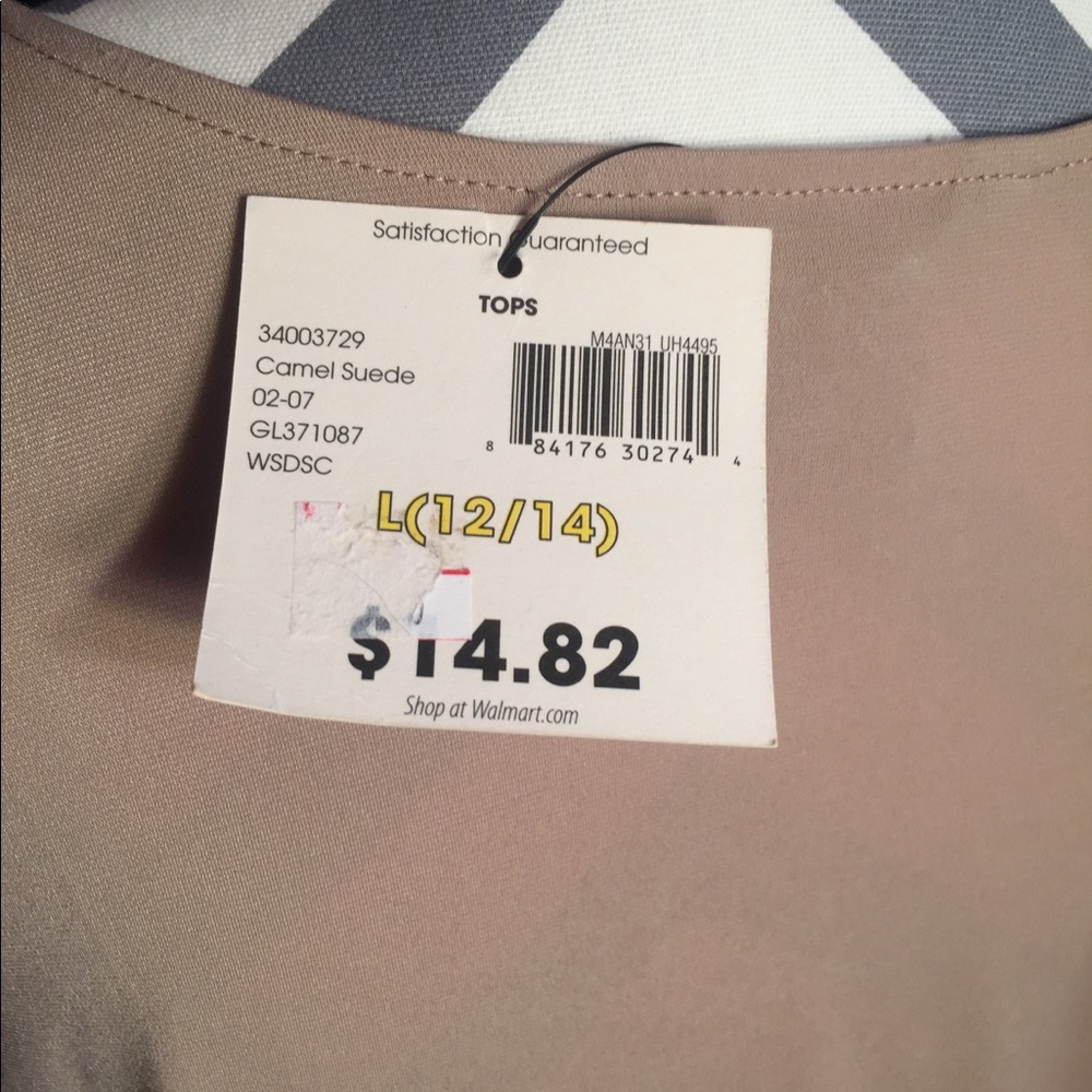 Shirt - Picture 5 of 8